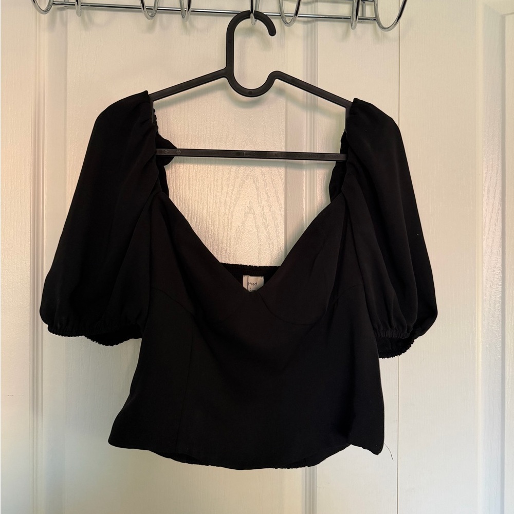 Wilfred Black Puff Sleeve Crop Top - Size 6